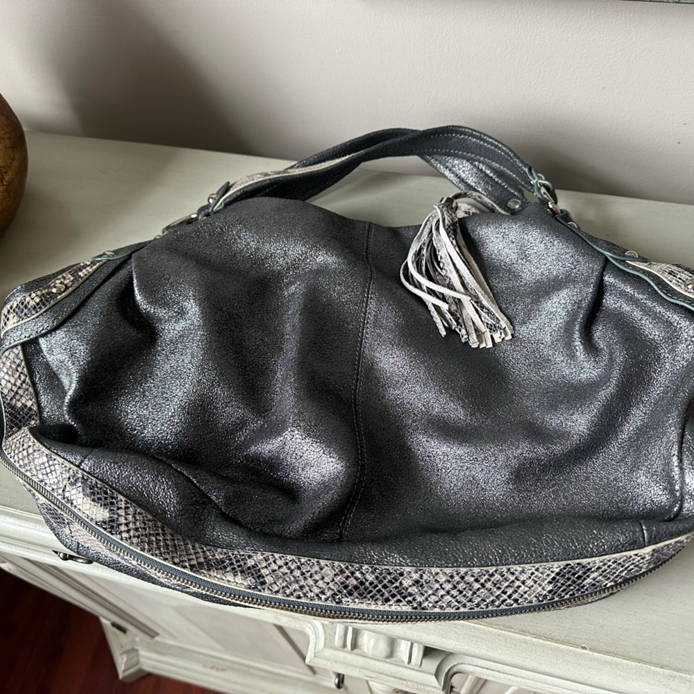 Cynthia rowley silver snakeskins purse shoulder bag tassel